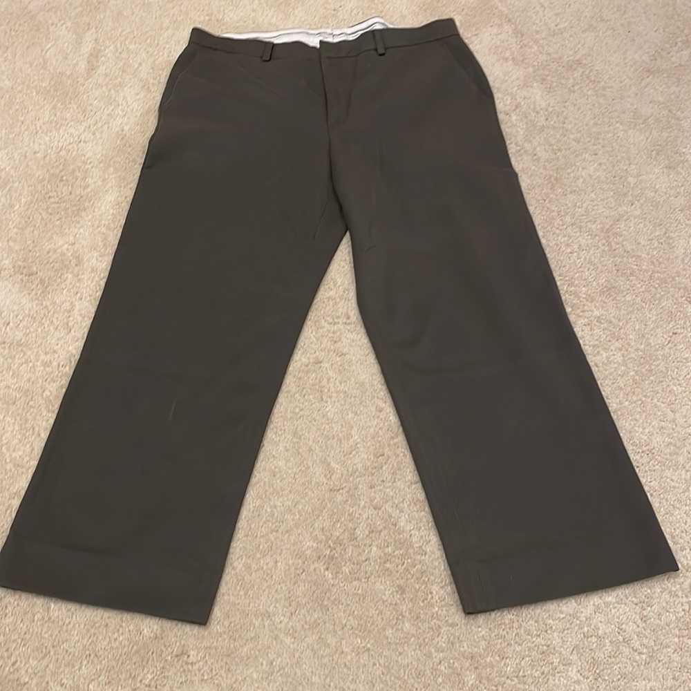 Custom dress pant, men’s, W 40 X 38 H, dark gray, like new